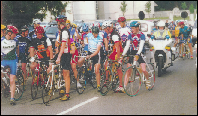 cycle_race660a.jpg