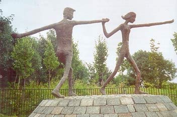 ‘Hand in Hand’ a sculpture by Kildare artist Annette Mc Cormack