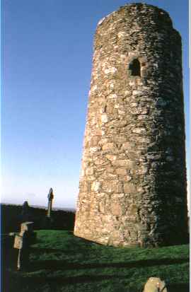 Oughterard Round Tower, Picture Coutesy of www.megalithomania.com